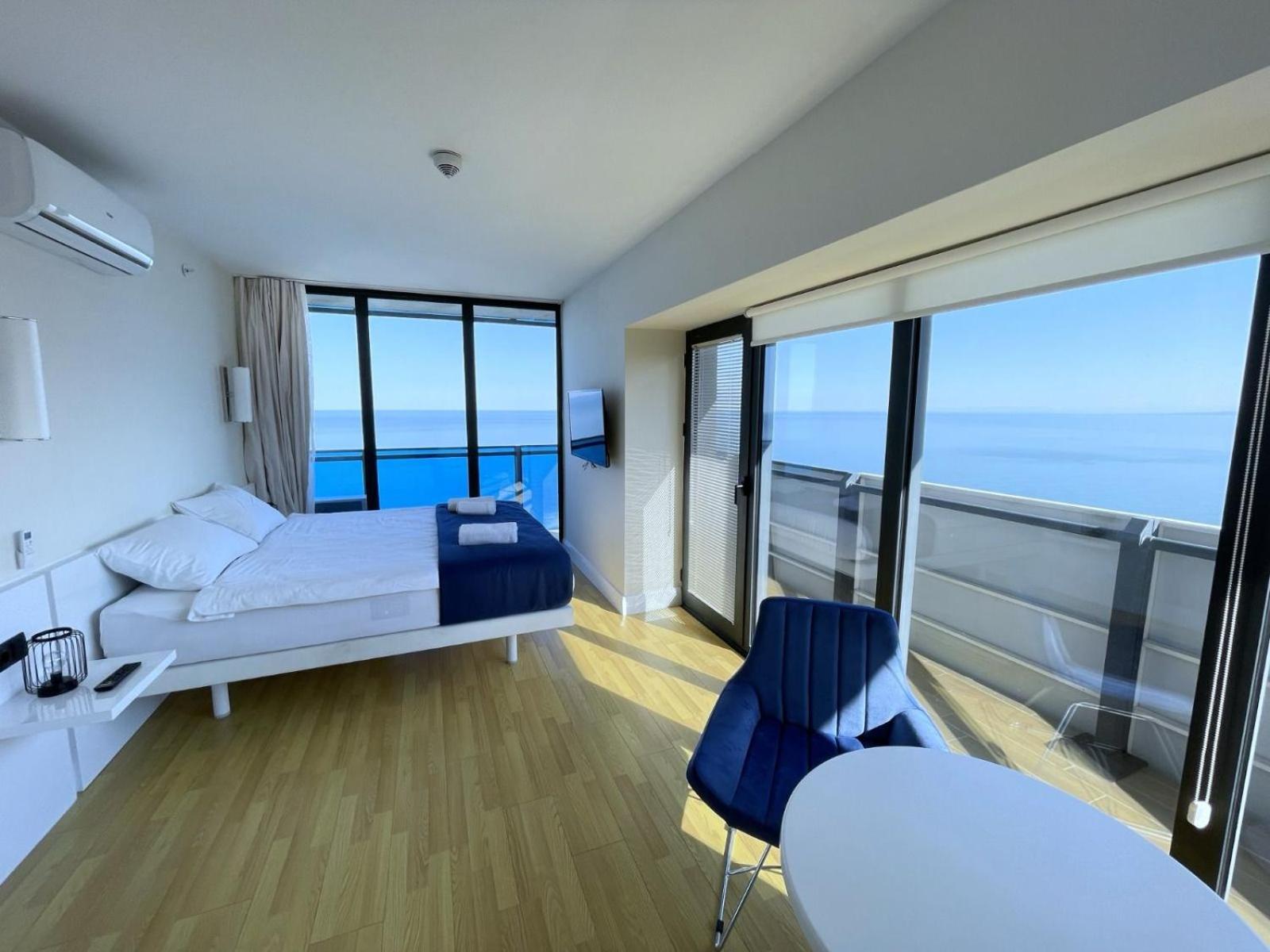 Orbi Aparthotel In Батуми Екстериор снимка