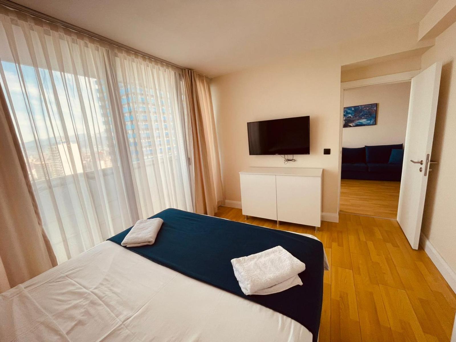 Orbi Aparthotel In Батуми Екстериор снимка