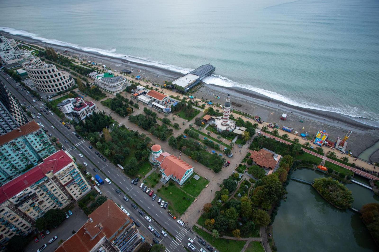 Orbi Aparthotel In Батуми Екстериор снимка