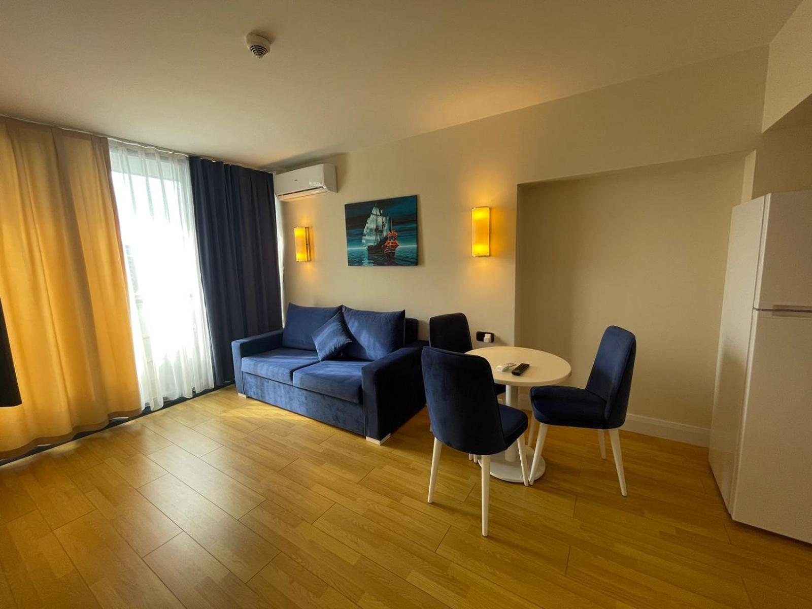 Orbi Aparthotel In Батуми Екстериор снимка