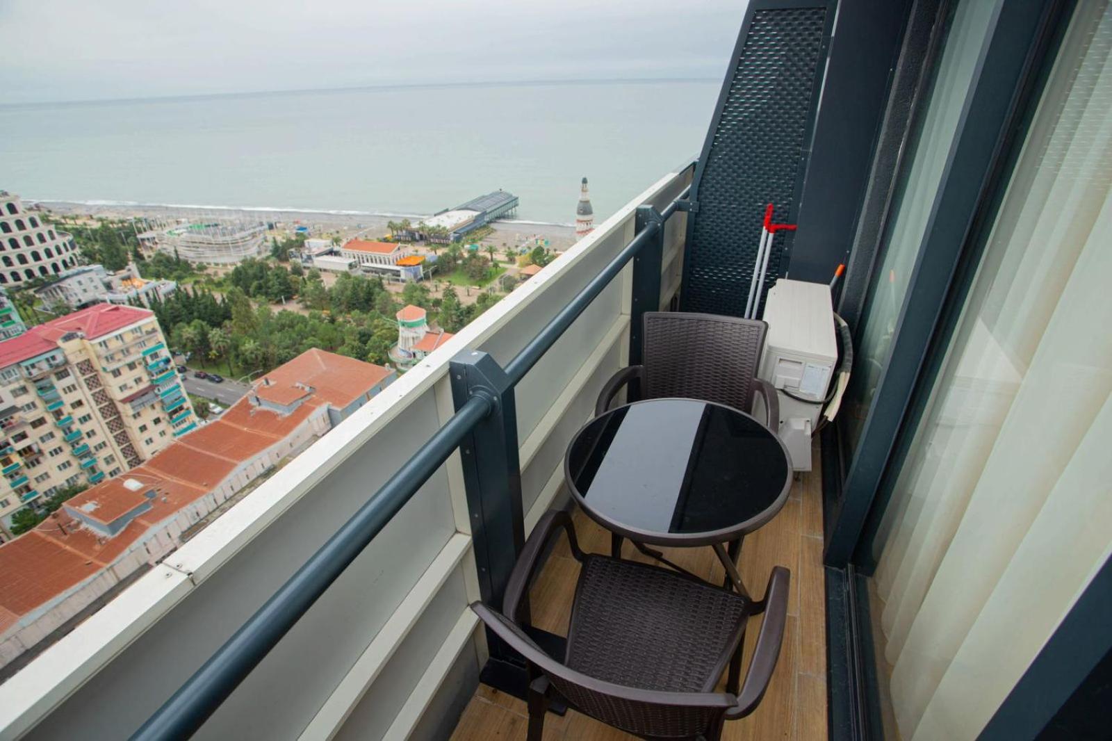 Orbi Aparthotel In Батуми Екстериор снимка