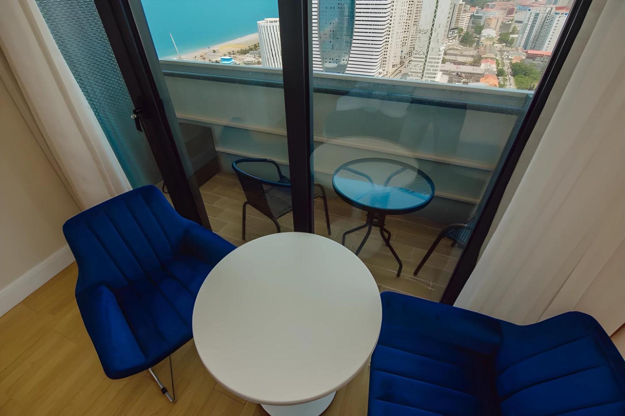Orbi Aparthotel In Батуми Екстериор снимка